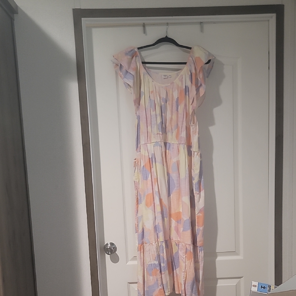 NWT GAP Plus Size  Maxi Dress with Flutter Cap Sleeves. Size XXL